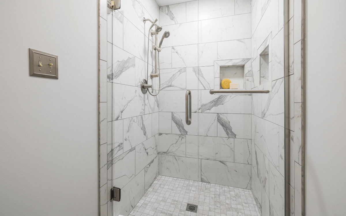 revestimientos cerámicos en reforma de baños en Granollers